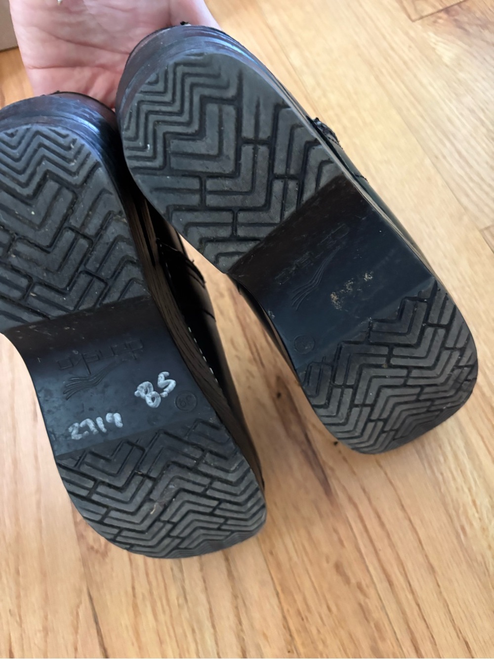 Dansko Black Leather Professional Slip-On Clogs - Picture 7 of 7